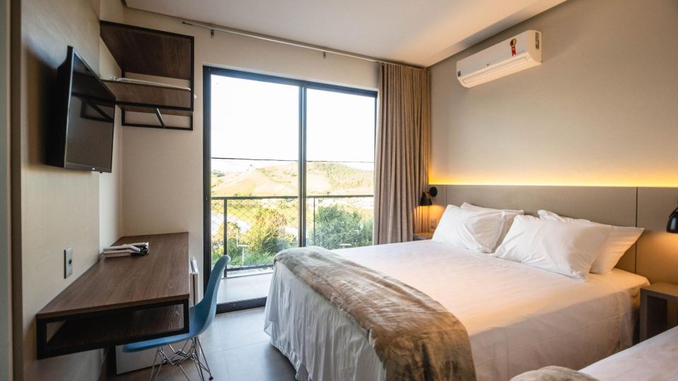 Naim Hotel