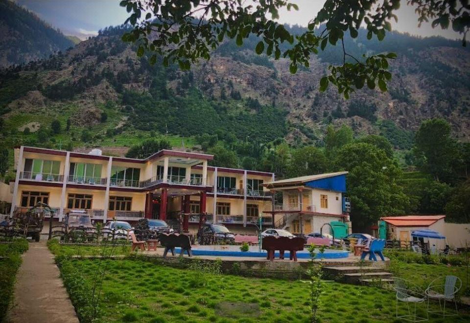 hotel overview picture
