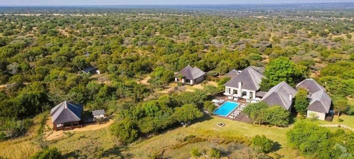 Safari Plains Hotels in Waterberg District Municipality