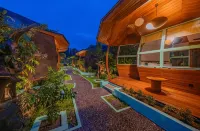 Toya Ubud Ecopark & Waterfall - Campingplätze