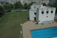 Sun n Step Club Resort