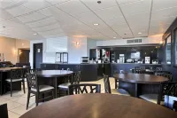 Super 8 by Wyndham Lachenaie/Terrebonne Hotel a Lachenaie