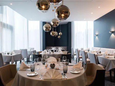 Grand Hôtel les Endroits Отели в г. Ле-Локль