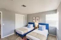 Cozy pompano beach oasis Hotels near Pompano Beach Airpark