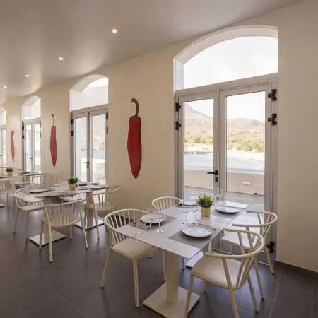 Oasis Tarrafal Alfandega Suites