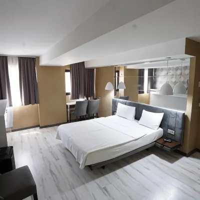 Time Hotel Mecidiyekoy Отели рядом с достопримечательностью «Кягытхане»