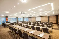 Lindner Hotel Dusseldorf Airport - parking