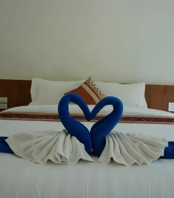 ห้องดีลักซ์ เตียงใหญ่ 1 เตียง