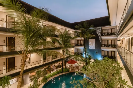Amaroossa Suite Bali Hotel berhampiran NPCC