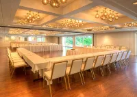 Ashland Hills Hotel & Suites Hotels in Ashland