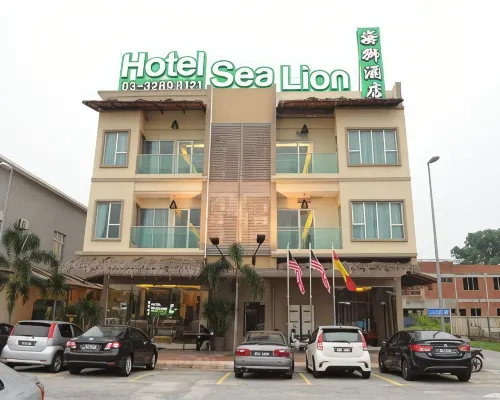 Sea Lion Firefly Concept Hotel Hotel di Kuala Selangor