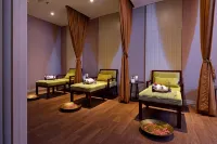 FOX Hotel Pekanbaru - سبا
