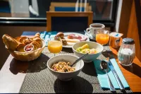 Brit Hotel Saint Malo – le Transat فنادق في Saint-Jouan-des-Guerets