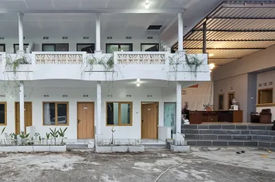 Urbanview Orchid Guest House Hotels in Ciater Subdistrict
