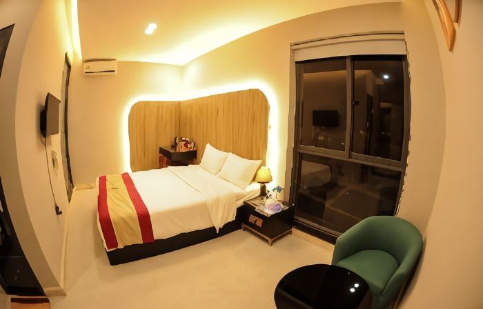 Lahona Hotel