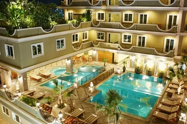 รูปภาพของโรงแรม แอล เค รอยัล สวีท