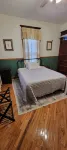 Beautiful Vintage Farmhouse, Sleeps 12, Cozy Serene Getaway! Hotels in Gibson County