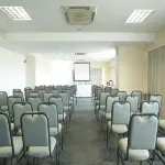 Golden Tulip Macae