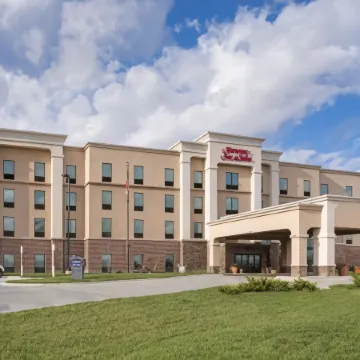 Hampton Inn & Suites Lincoln Northeast/I-80