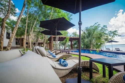 Mia Bacalar Luxury Resort & Spa