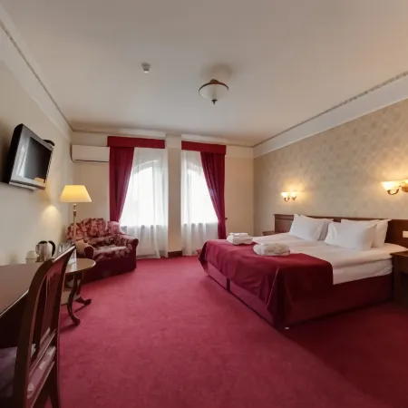 Гранд Петергоф СПА Отель Отели рядом с достопримечательностью «Государственный музей-заповедник "Петергоф"»