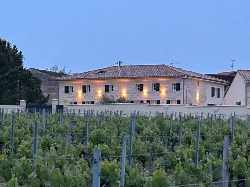 Logement Big Boss Hotels in Lussac