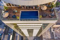 Viale Tower Hotel - Pools