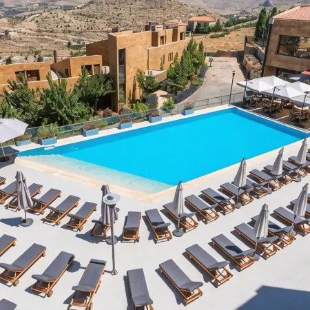 Oakridge Hotel & Spa