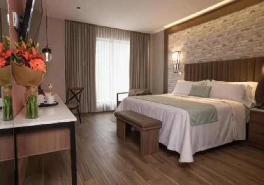 Hotel Ronda Minerva Отели в г. 