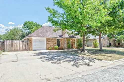 Rex Ranch is a comfortable conveniently located 3 bedroom 2 bath home.