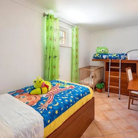 7+1 BEDROOM PRIVATE VILLA, HEATED POOL, GAMES, BBQ