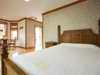 Morning Sound Hotels near Phoenix Snow Park