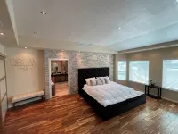 MTV Rented Million Dollar Mansion - بوتيك