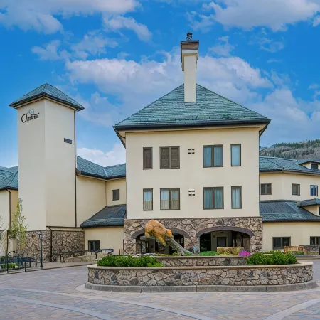 The Charter @ Beaver Creek Luxury Retreat 2B/2bath - Pool, hot tub & Ski Access