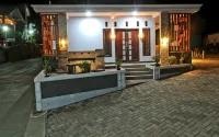 Saputra View Bromo Guest House