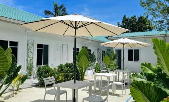 Avi Guesthouse