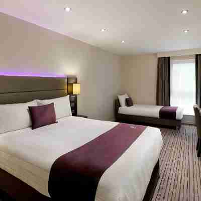 Premier Inn Hitchin Town Centre Rooms