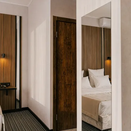 Yevro Hotel Отели в г. Орск