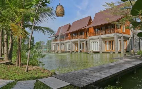 Grand Mega Resort & Spa Cepu