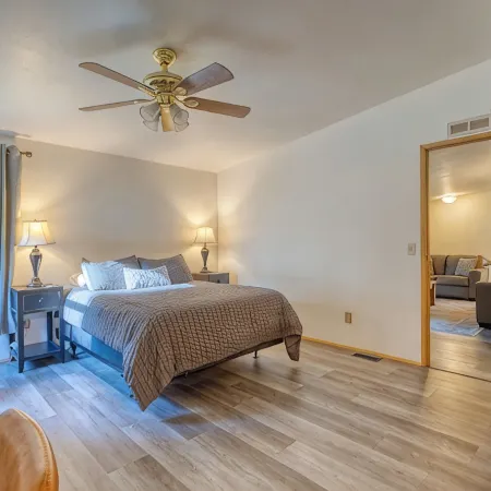 White Salmon River House