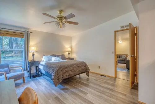 White Salmon River House