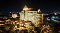 Champasak Grand Hotel