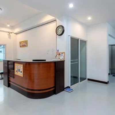 Kanyanat Boutique Hotel Hotels near Wat Chai Mongkhon