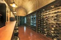 Torel 1884 Suites & Apartments - bar
