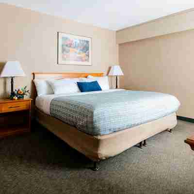 Lobstick Lodge Rooms
