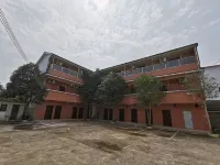 Shixing Jinyuan Natural Hot Spring Homestay