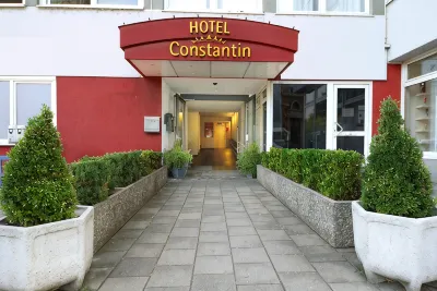 Hotel Constantin Отели рядом с достопримечательностью «Термы Барбары»