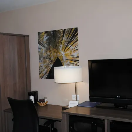 Boulder University Inn