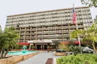 Clarion Hotel Anaheim Resort - 3-Star