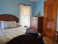 Family-friendly farmhouse property, rural setting, 10 minutes from Tiffin, OH. Hotels in Seneca County